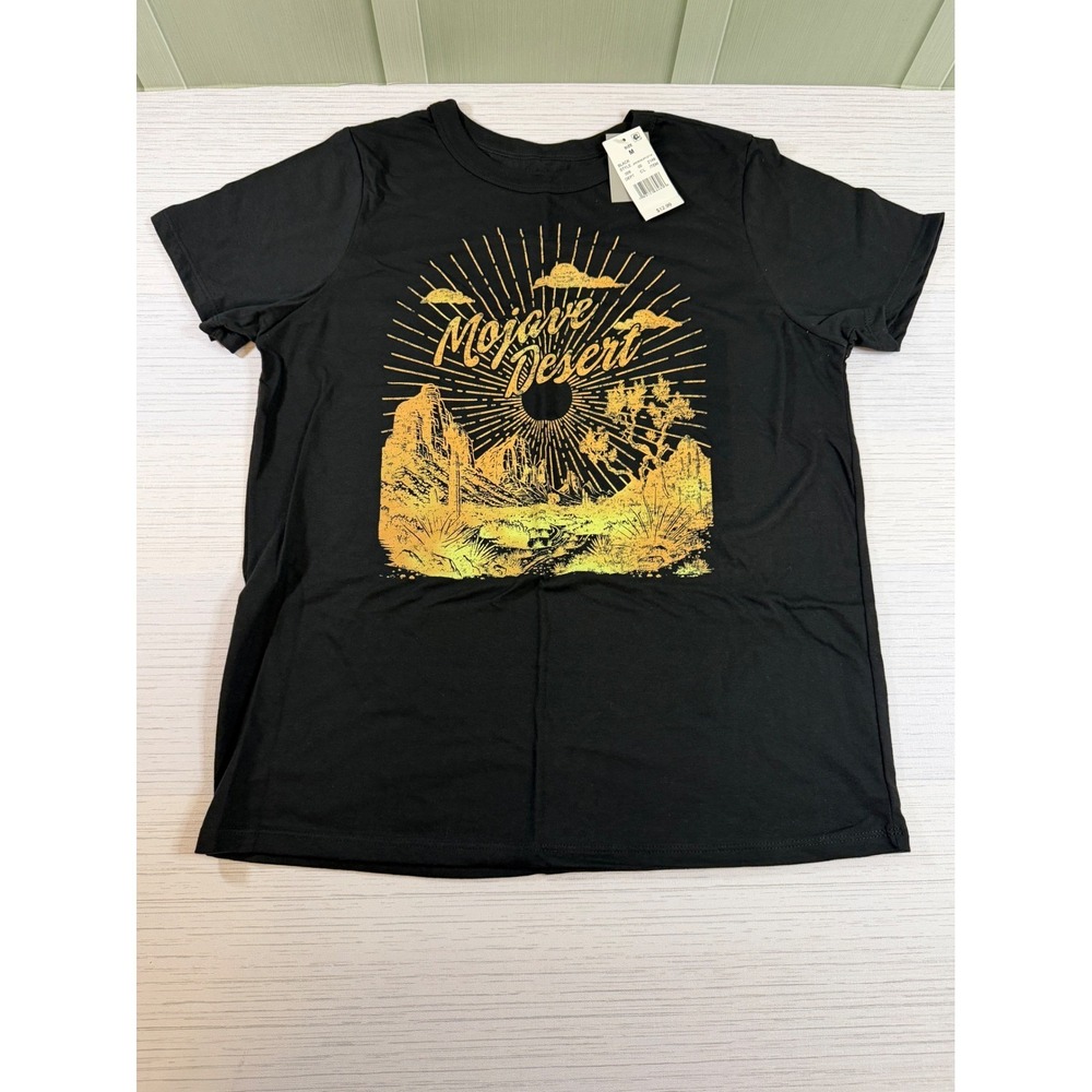 Zoe + Liv Women's Medium Mojave Desert Graphic Tee Black Short Sleeve Shirt NWT